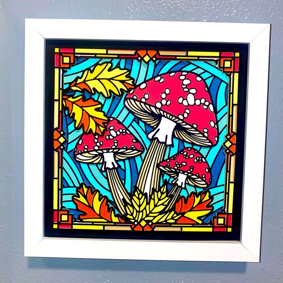3D Mushroom Stained Glass Shadowbox - Picture 1 of 3